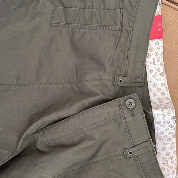 Summer/Fall crop/capris - Picture 3 of 4